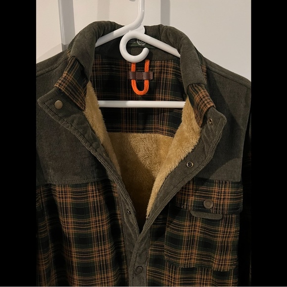 Fleece Lined Men’s Plaid Jacket - Picture 2 of 3